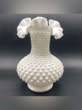 Vintage Fenton 7¼" Tall White Milk Glass Hobnail Ruffled Top Floral Flower Vase
